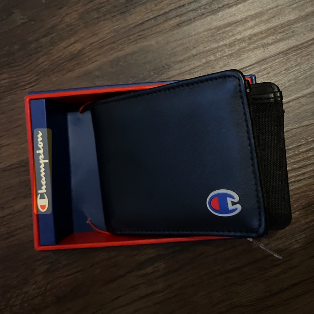 Black CHAMPION Wallet ◾️